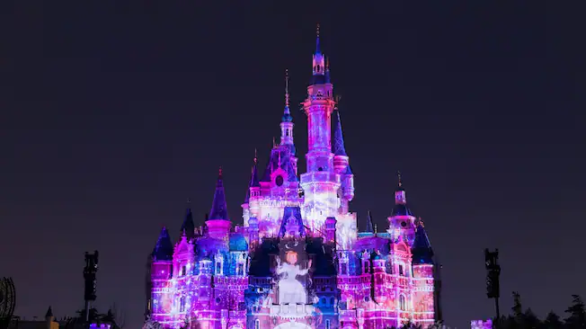 Celebrate 20 Years of Magic at Hong Kong Disneyland’s Anniversary